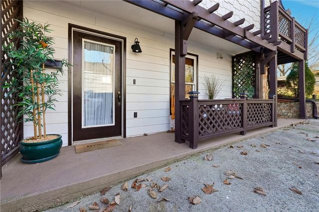 1991 Kinridge Road, Marietta, GA 30062