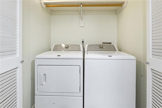 1991 Kinridge Road, Marietta, GA 30062