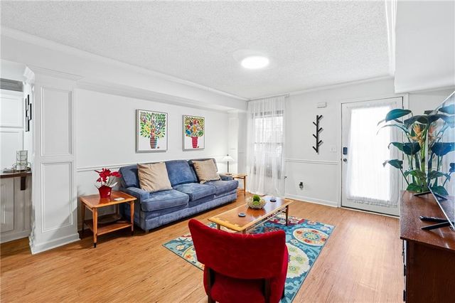 1991 Kinridge Road, Marietta, GA 30062