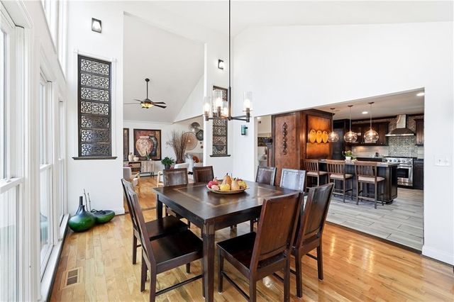 1991 Kinridge Road, Marietta, GA 30062