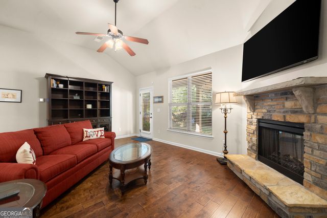 1915 Walking Horse Trail, Cumming, GA 30041