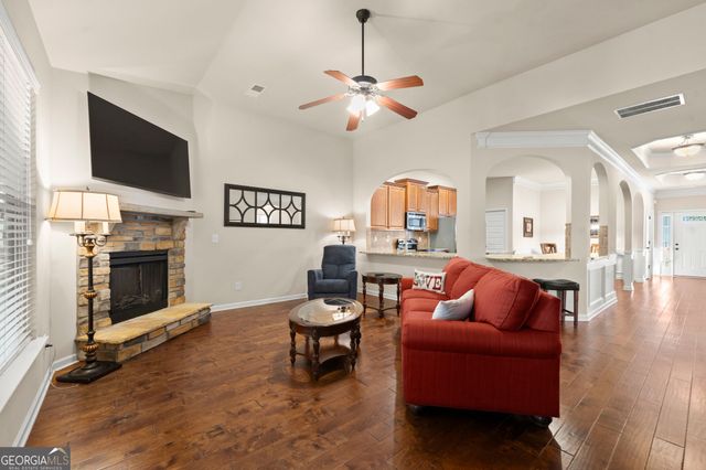 1915 Walking Horse Trail, Cumming, GA 30041