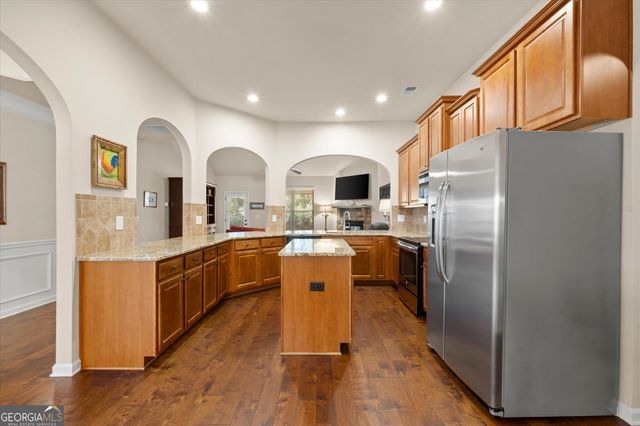 1915 Walking Horse Trail, Cumming, GA 30041