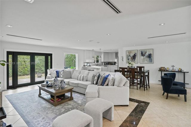 7145 SW 92nd Ct, Miami, FL 33173