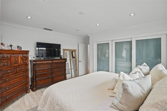 7145 SW 92nd Ct, Miami, FL 33173