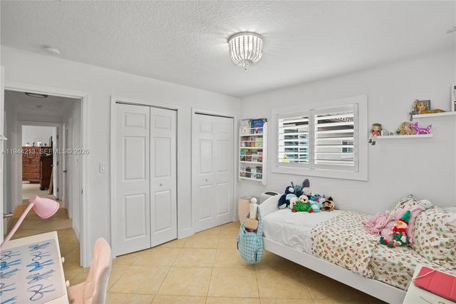 7145 SW 92nd Ct, Miami, FL 33173