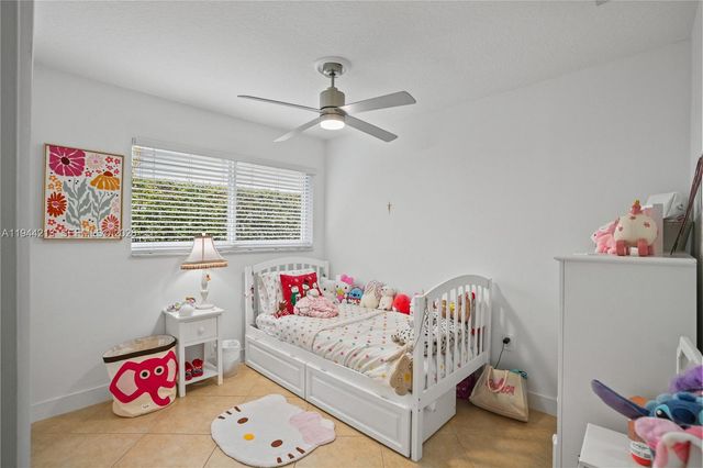 7145 SW 92nd Ct, Miami, FL 33173