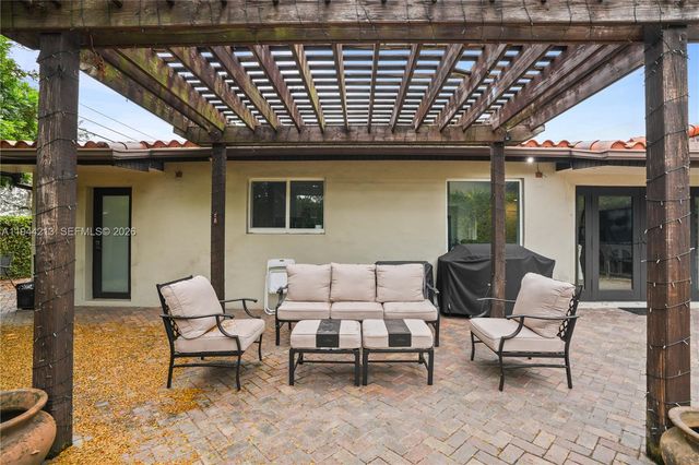 7145 SW 92nd Ct, Miami, FL 33173