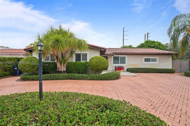 7145 SW 92nd Ct, Miami, FL 33173