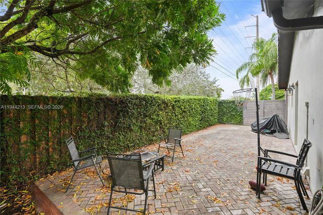 7145 SW 92nd Ct, Miami, FL 33173