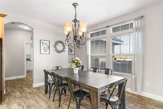 7922 Los Palmas Drive, Oak Hills, CA 92344