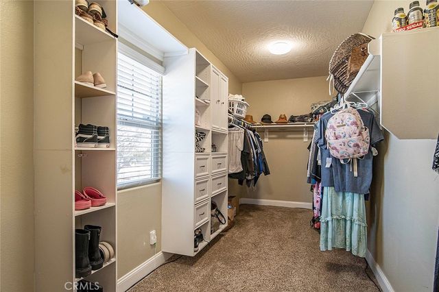 7922 Los Palmas Drive, Oak Hills, CA 92344