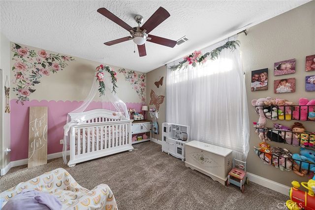 7922 Los Palmas Drive, Oak Hills, CA 92344