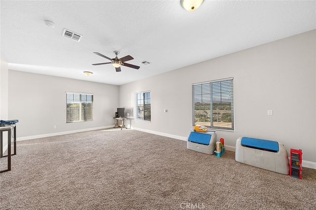 7922 Los Palmas Drive, Oak Hills, CA 92344