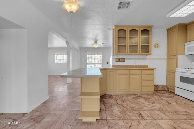 5324 CAPISTRANO Drive, El Paso, TX 79924