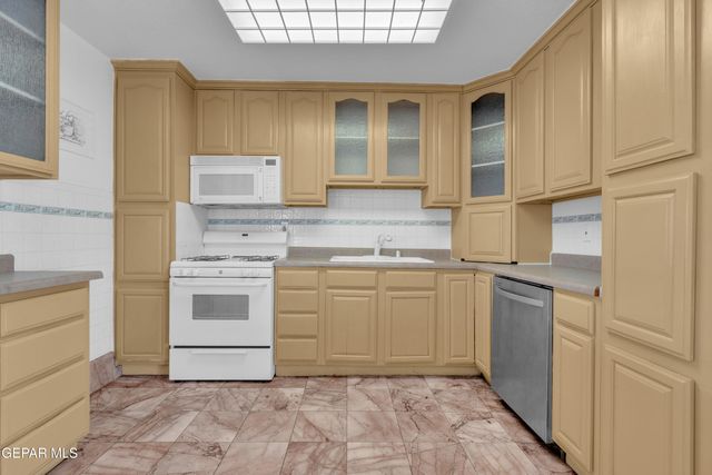 5324 CAPISTRANO Drive, El Paso, TX 79924