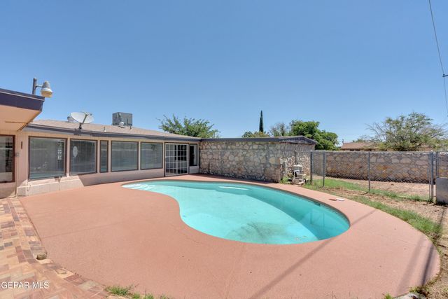 5324 CAPISTRANO Drive, El Paso, TX 79924