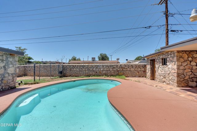 5324 CAPISTRANO Drive, El Paso, TX 79924