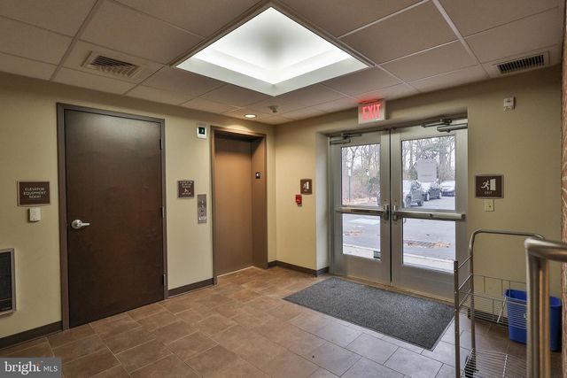 2346 JACKSONVILLE RD, Bethlehem, PA 18017