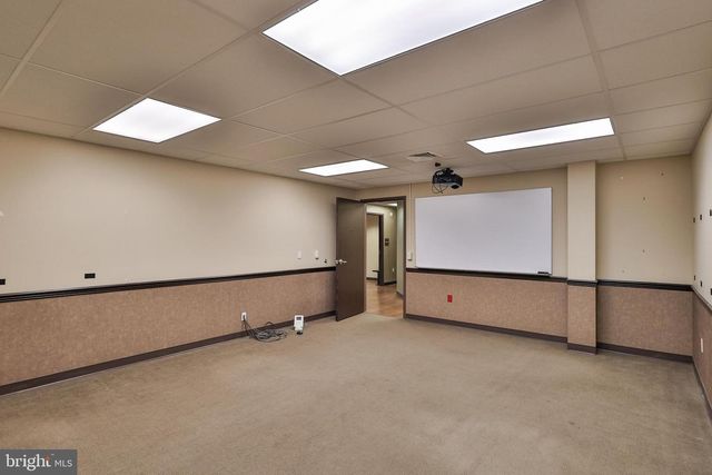 2346 JACKSONVILLE RD, Bethlehem, PA 18017