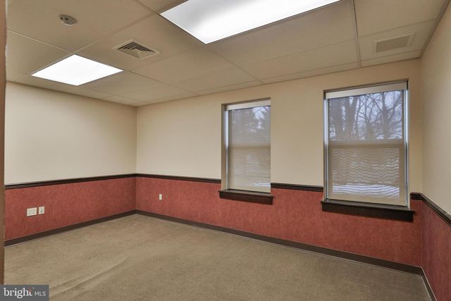 2346 JACKSONVILLE RD, Bethlehem, PA 18017