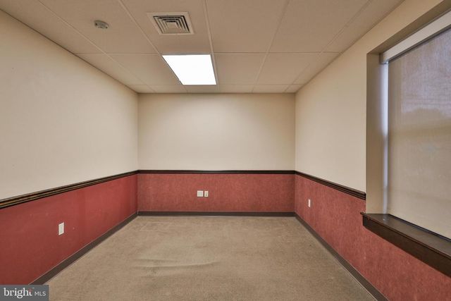 2346 JACKSONVILLE RD, Bethlehem, PA 18017