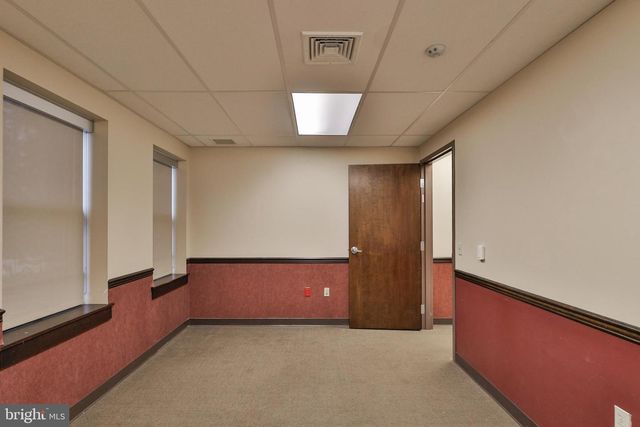 2346 JACKSONVILLE RD, Bethlehem, PA 18017