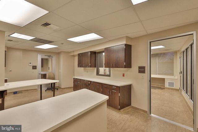 2346 JACKSONVILLE RD, Bethlehem, PA 18017