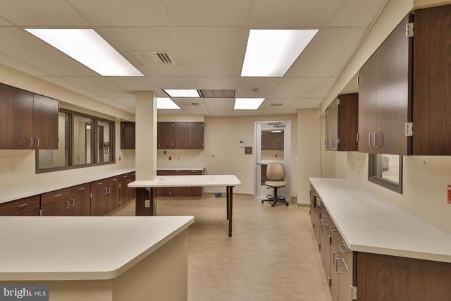 2346 JACKSONVILLE RD, Bethlehem, PA 18017