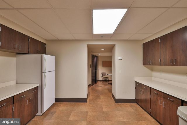 2346 JACKSONVILLE RD, Bethlehem, PA 18017