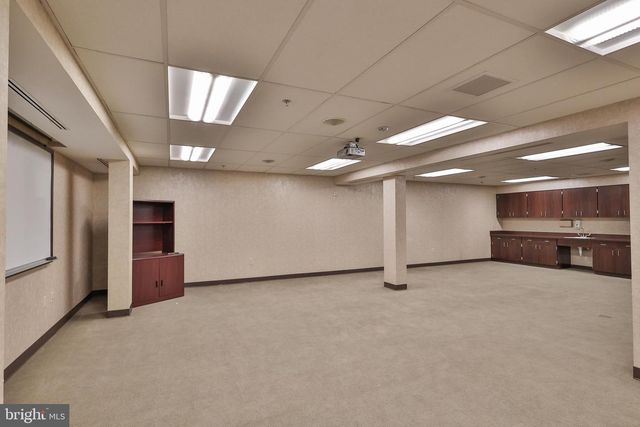 2346 JACKSONVILLE RD, Bethlehem, PA 18017