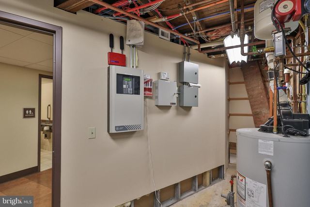 2346 JACKSONVILLE RD, Bethlehem, PA 18017