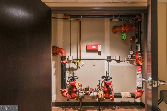 2346 JACKSONVILLE RD, Bethlehem, PA 18017