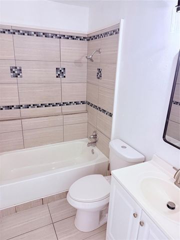 6519 W NEWBERRY ROAD 307, Gainesville, FL 32607