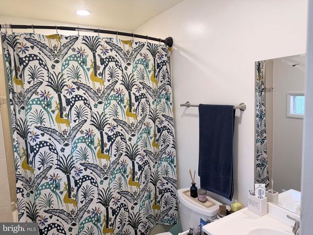 2254 COVENT GARDENS CT, Reston, VA 20191