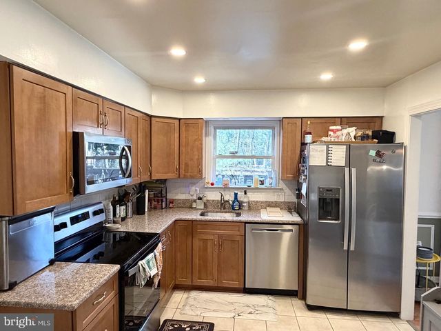 2254 COVENT GARDENS CT, Reston, VA 20191