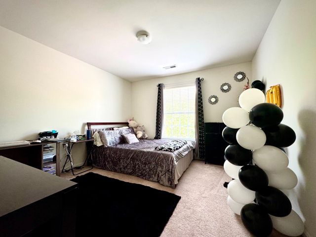 19237 POTOMAC CREST DR, Triangle, VA 22172