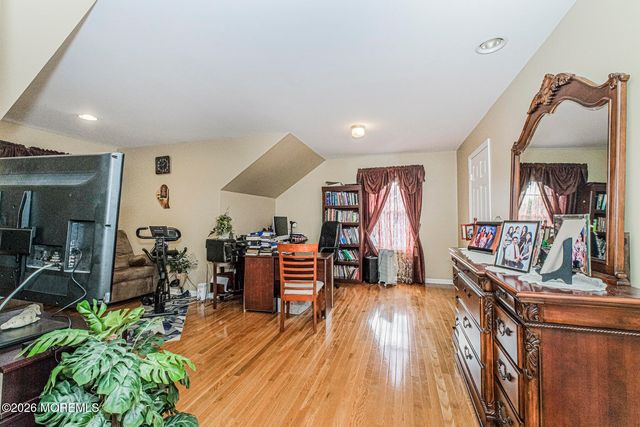 111 Delmonico Avenue, Franklin Twp, NJ 08873