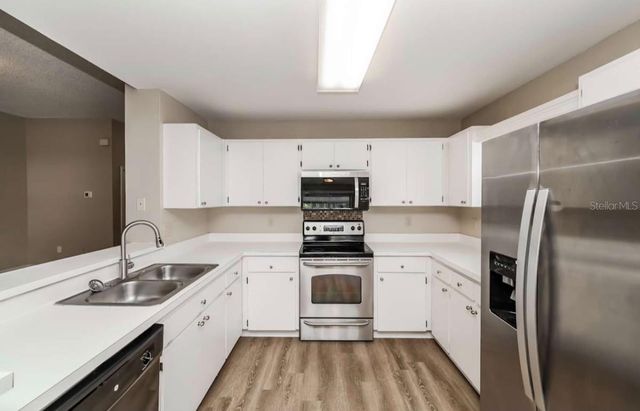 1131 EVENING TRAIL DRIVE, Wesley Chapel, FL 33543