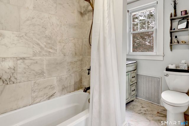 75 Perry Avenue, Norwalk, CT 06850