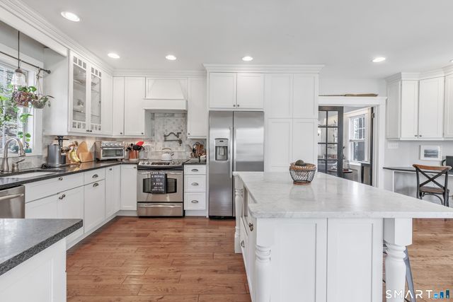 75 Perry Avenue, Norwalk, CT 06850