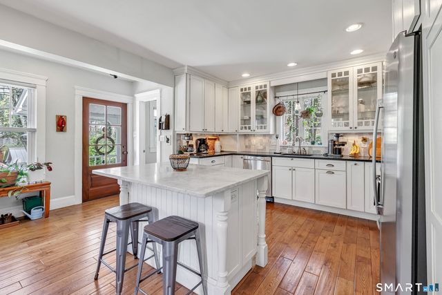 75 Perry Avenue, Norwalk, CT 06850