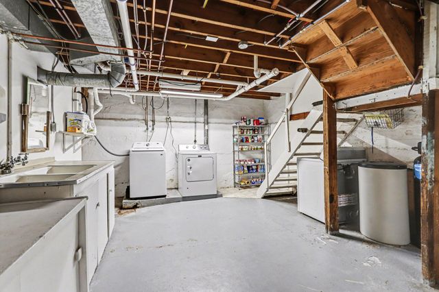 160 Charleston Avenue, Bedford Twp, MI 49037