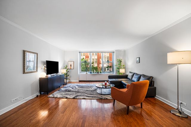 1325 N State Parkway 6D, Chicago, IL 60610