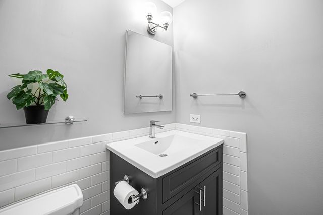 1325 N State Parkway 6D, Chicago, IL 60610