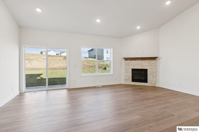 17612 Scott Street, Bennington, NE 68007