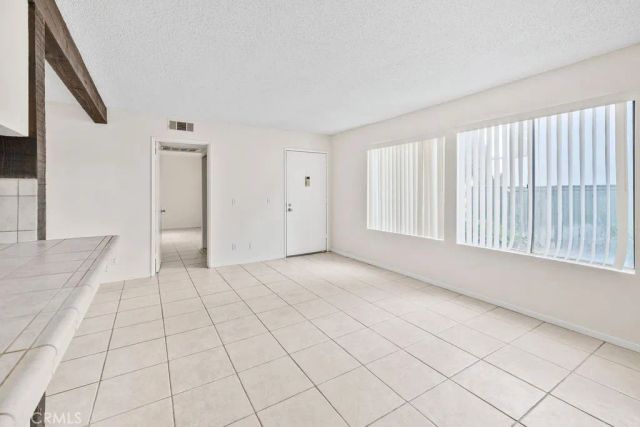 1735 E Washington F14 F14, Colton, CA 92324