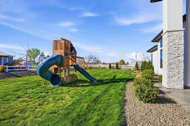 320 W Homedale, Caldwell, ID 83607