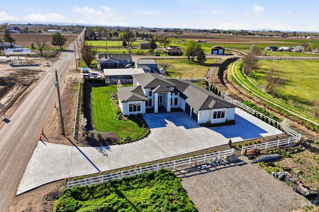 320 W Homedale, Caldwell, ID 83607