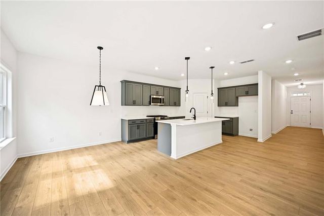 175 Foxhill Drive, Dawsonville, GA 30534